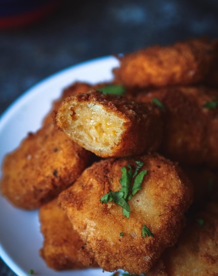 Картопляні крокети з сиром: цей простий і бюджетний рецепт вам сподобається